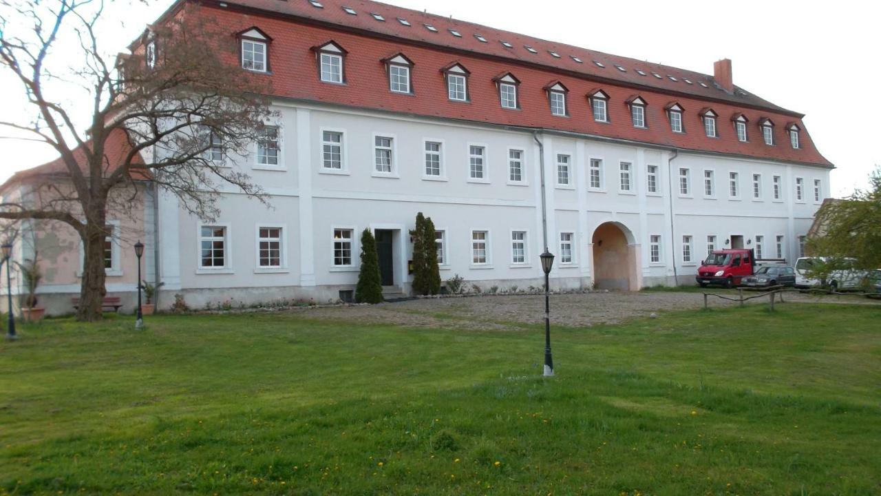 Hotel Domäne-Badetz Exterior foto